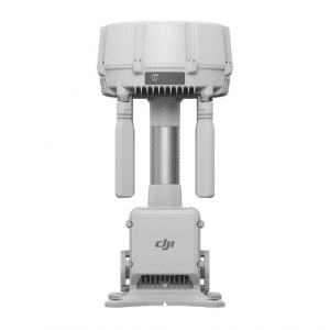 Une station au sol DJI O4 de couleur grise, dotée d'un sommet cylindrique, de deux antennes verticales et d'une base robuste, conçue pour les opérations de transmission radio automatisées à longue portée.