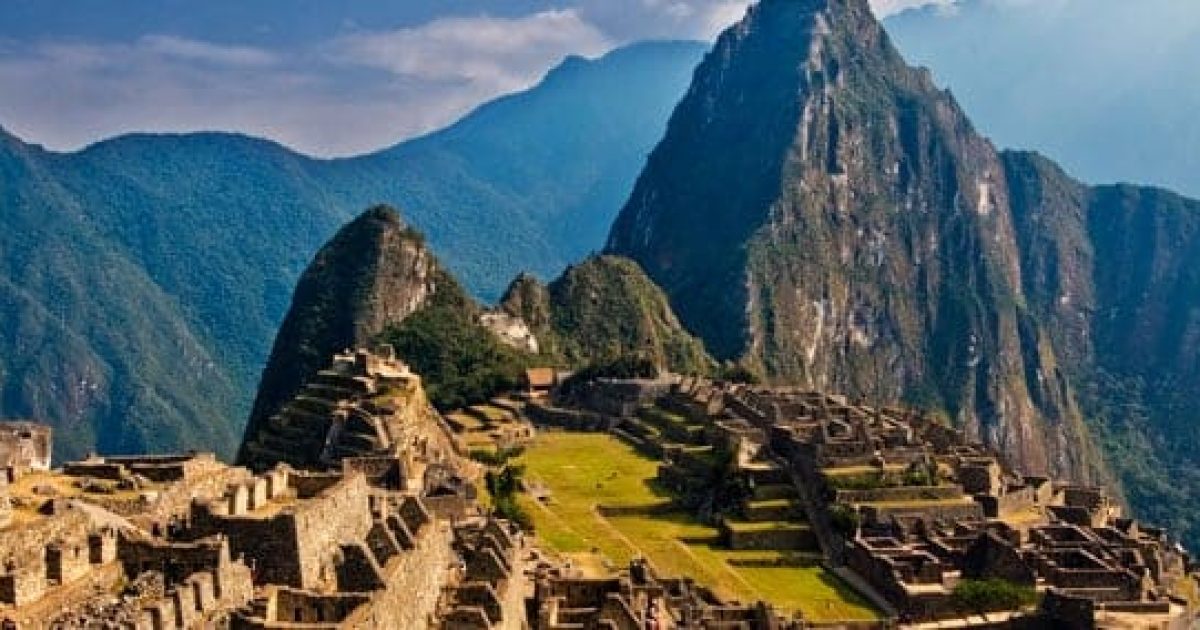 Machu-Picchu-Peru-escadrone