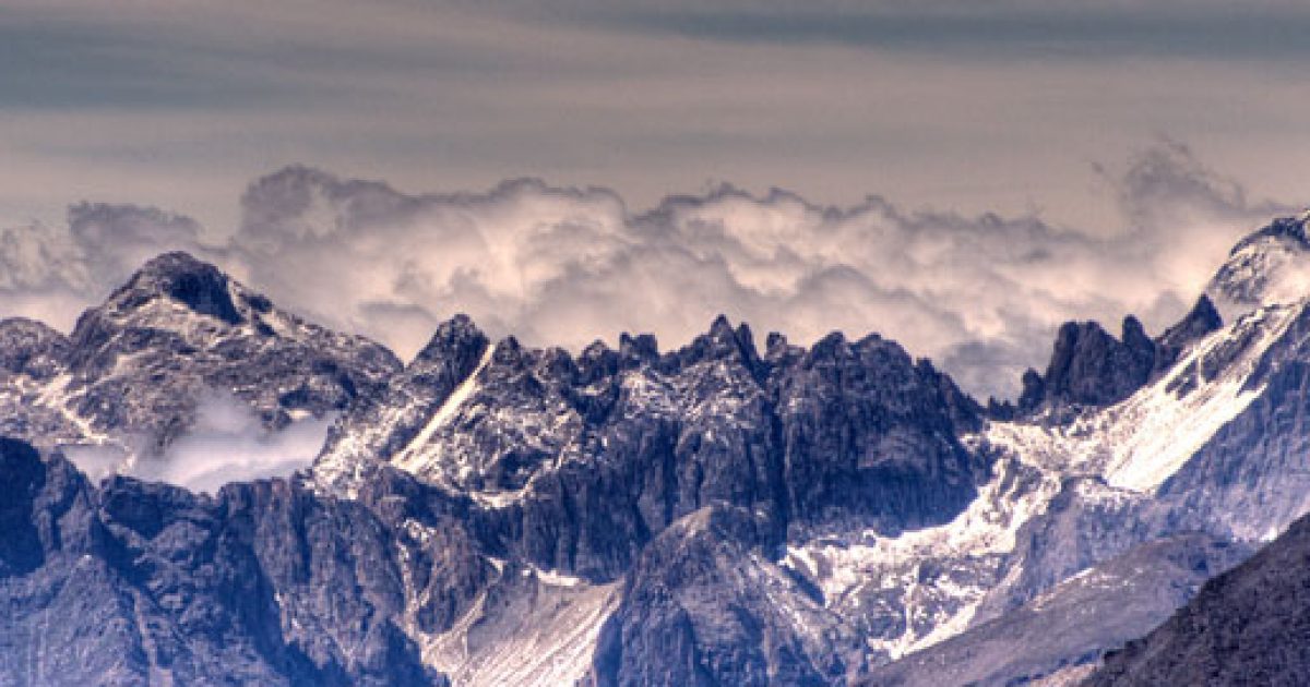 alpes-hautes-montagnes-neige